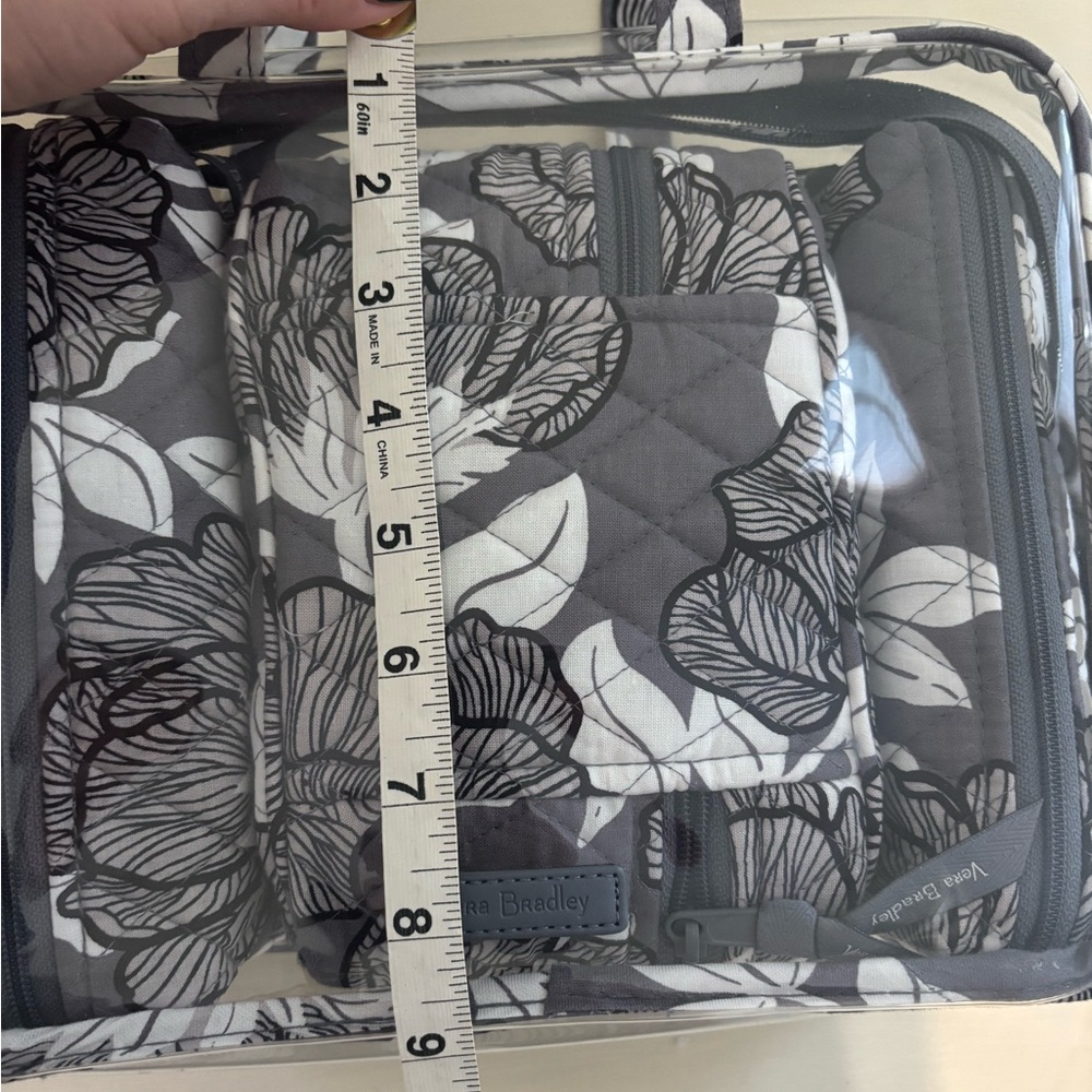 Vera Bradley 4pc Cosmetic Organizer Clear Bag with 3 Quilted Interior Bags Grey - Picture 8 of 9